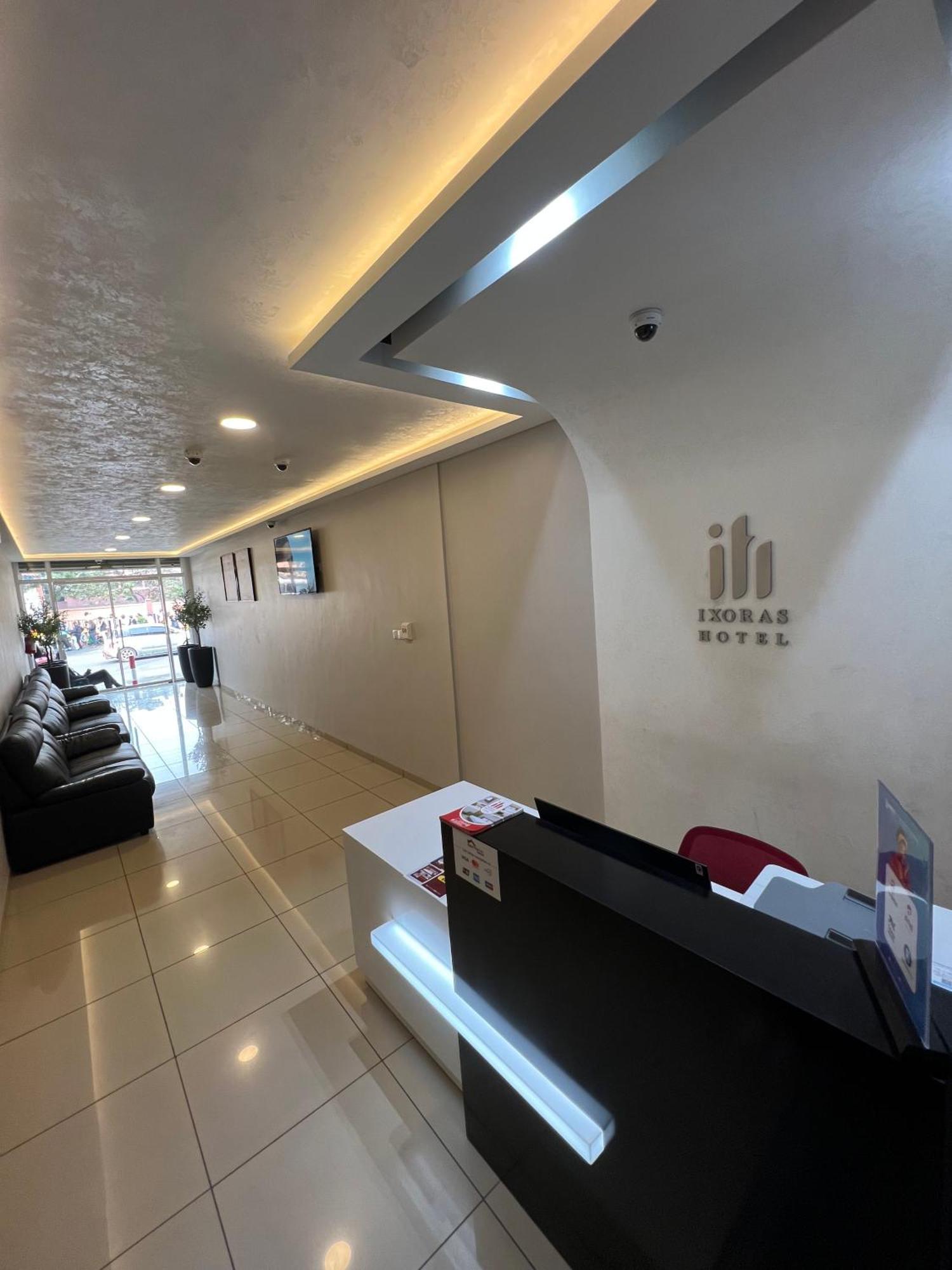 Ixoras Hotel Victoire 킨샤사 외부 사진